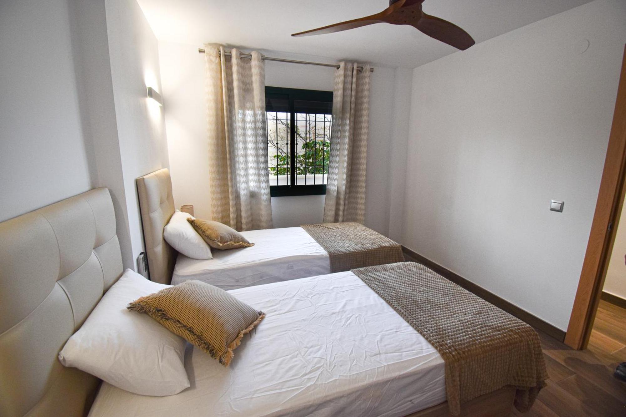 Urb Pueblo Del Parque, Luxury 2 Bedroom Apartment. Fantastic Central Location. بينالماذينا المظهر الخارجي الصورة