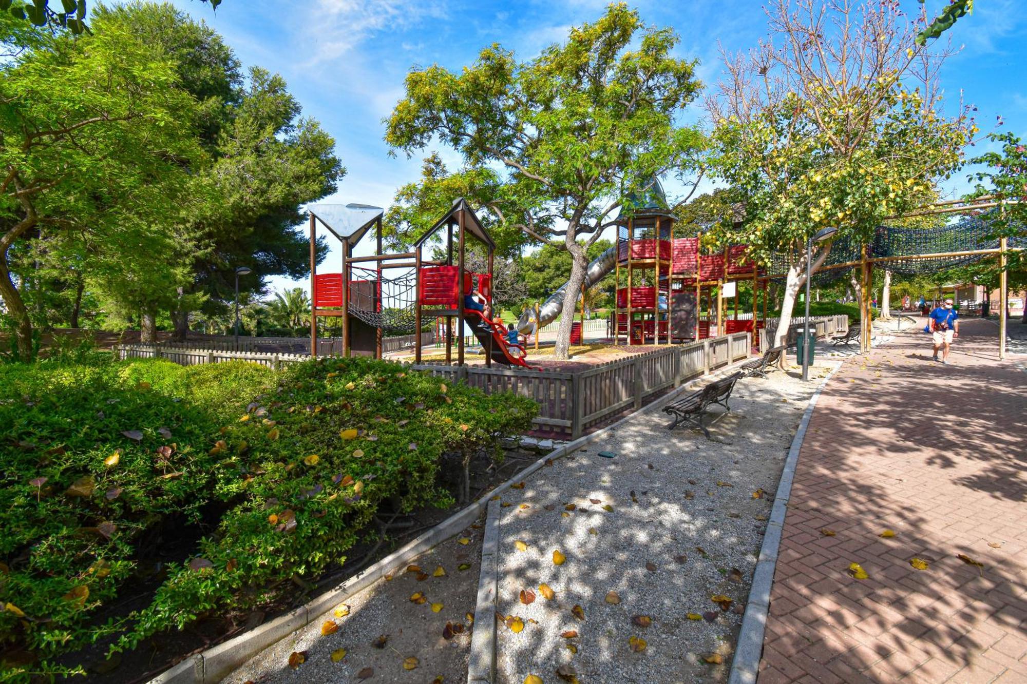Urb Pueblo Del Parque, Luxury 2 Bedroom Apartment. Fantastic Central Location. بينالماذينا المظهر الخارجي الصورة